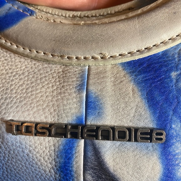 tie dye leather bag from Hungary. Toschendieb is a German brand. - Picture 3 of 11